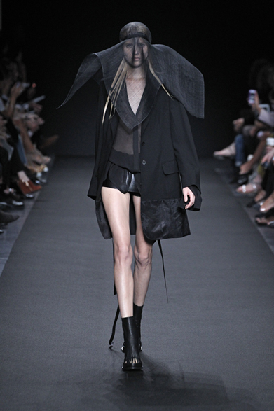 ANN DEMEULEMEESTER｜2014年春夏コレクション