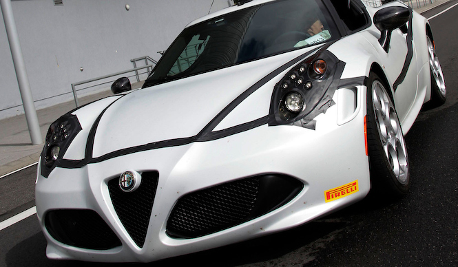 アルファロメオ「4C」がニュルに挑戦｜Alfa Romeo ギャラリー