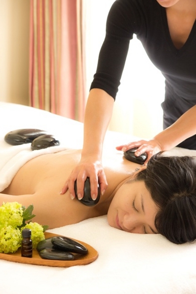 リーガロイヤルホテル東京のアロマオイルトリートメント付き宿泊プラン「アロマリラクシング」