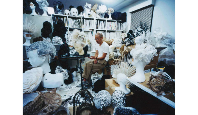 ART｜加茂克也展‘100HEADPIECES’