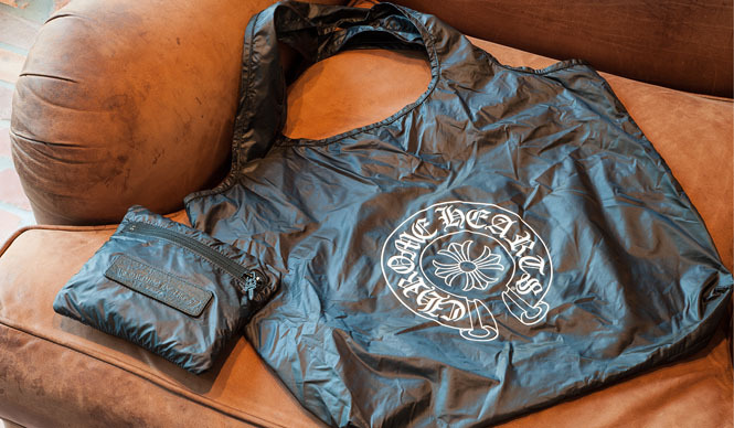 CHROME HEARTS｜パッカブル仕様のナイロンバッグ登場 ギャラリー