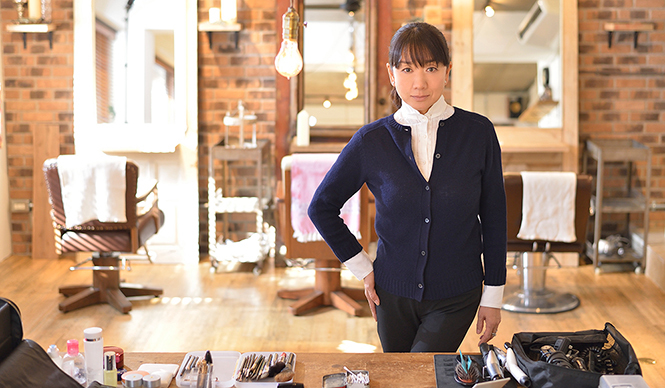 藤原美智子さんと「ザ・ビートル カブリオレ」｜Volkswagen 