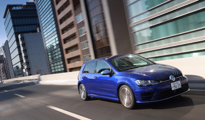 7代目ゴルフ最強の「ゴルフR」に試乗｜Volkswagen ギャラリー