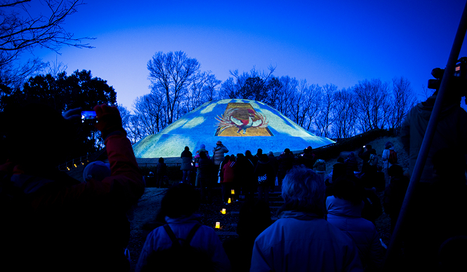 EVENT｜国内初！　古墳でプロジェクションマッピング ギャラリー