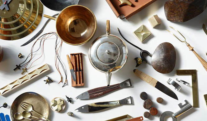 CURATOR’S CUBE｜素材、加工、仕上げ…金属がテーマの展覧会「Form Feels Function #01」開催