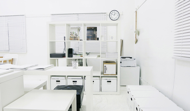 BOOK｜作品集のデザインから、販売までを展開する「81BOOKS」誕生