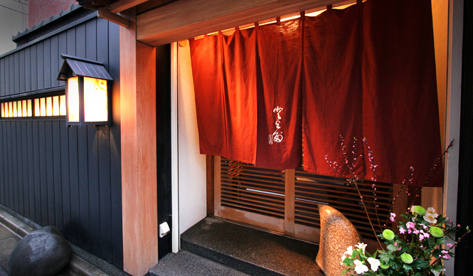 EAT｜ジェイコブス・クリークが「割烹 日本橋とよだ」の橋本亨氏と共同開発！　“和食がもっと美味しくなるワイン”