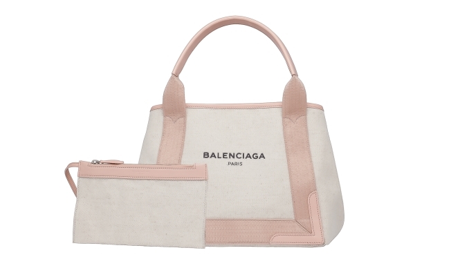 BALENCIAGA｜日本初の路面店が東京・青山にオープン ギャラリー