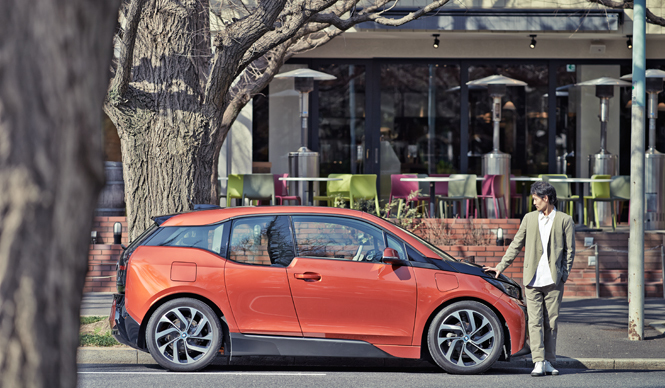 人間の本能と「i3」－ 建築家・岡田公彦の視点｜｜BMW