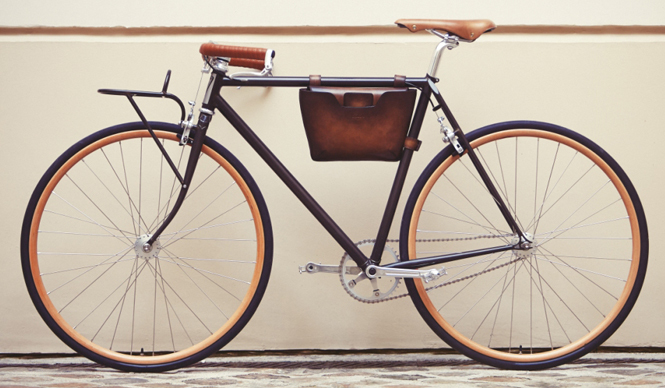 Berluti｜フランスのエレガンスを体現する自転車