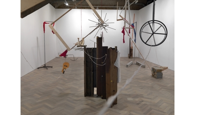 ART｜アブラハム・クルズヴィエイガスによる日本初個展をラットホールギャラリーで開催