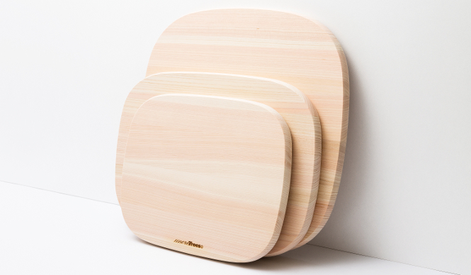 more trees｜深澤直人氏デザインによる、やわらかな曲線のまな板 ギャラリー
