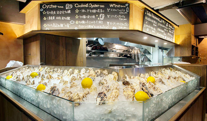 EAT｜オイスターバー「オストレア新宿三丁目店」オープン ギャラリー