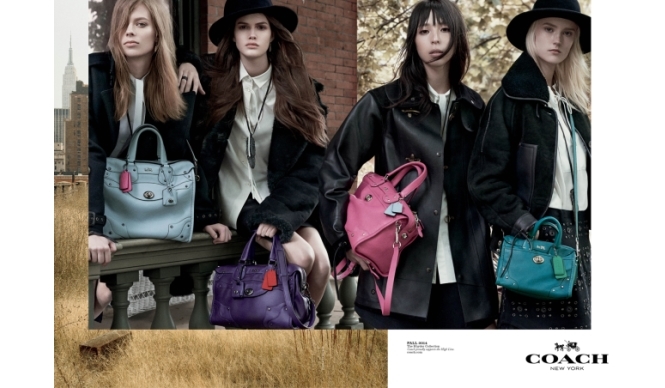 COACH｜スチュアート・ヴィヴァース就任後初、最新広告キャンペーンを公開