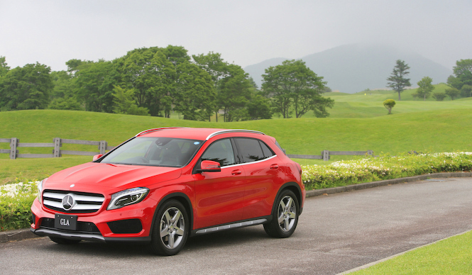 メルセデス・ベンツの新型SUV「GLA」を試乗｜Mercedes-Benz ギャラリー