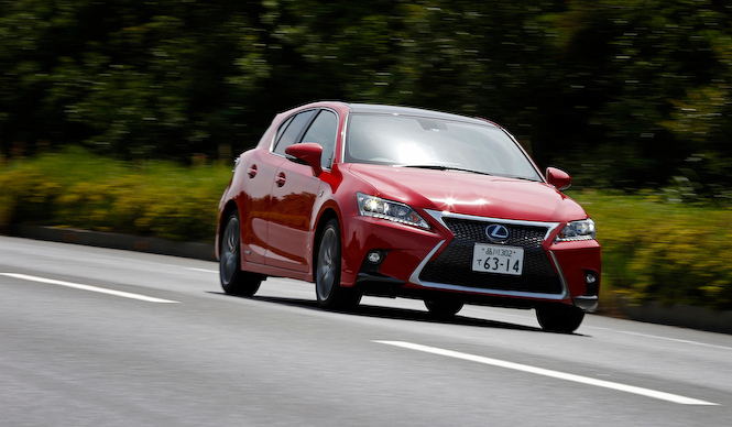 レクサスのプレミアム コンパクト「CT200h」に試乗｜Lexus ギャラリー