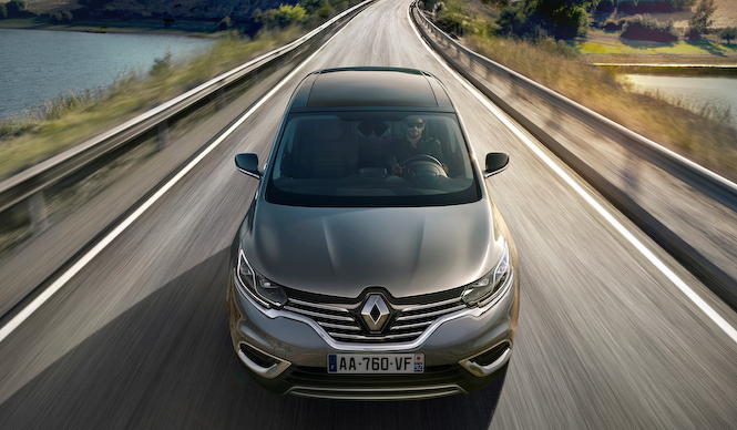 ルノー、新型ミニバン「エスパス」を予告｜Renault ギャラリー