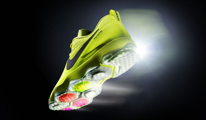 NIKE｜「ナイキ ズーム ハイパークロス TR」発売 ギャラリー