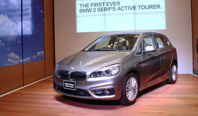 BMW初のFFモデル、日本上陸｜BMW ギャラリー