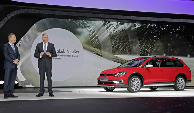 ゴルフ オールトラックがパリで登場｜Volkswagen ギャラリー