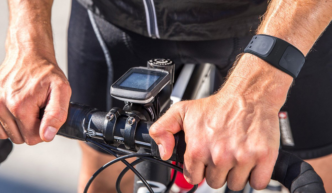 Mio LINK｜リストバンド型心拍計の進化形が登場 ギャラリー