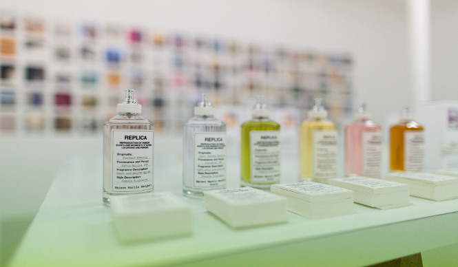 Maison Martin Margiela｜新作香水のローンチ記念の写真展を開催 ギャラリー