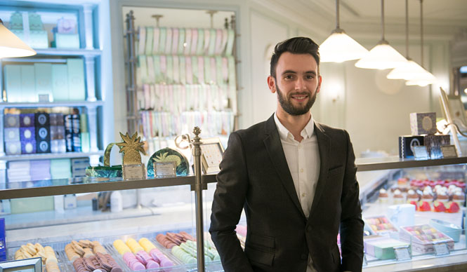 INTERVIEW｜メゾン・ラデュレの新パティシエ、ヤン・メンギに密着！ ギャラリー