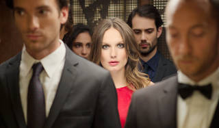 カルティエのダイヤモンドリングが紡ぎだす、パリのロマンス｜Cartier ギャラリー