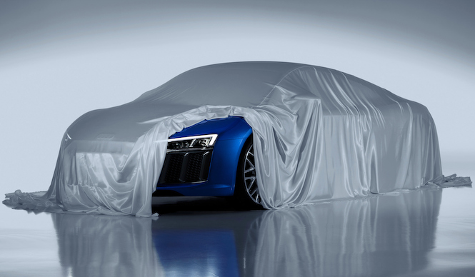 アウディ新型R8、ヘッドライトを公開｜Audi ギャラリー