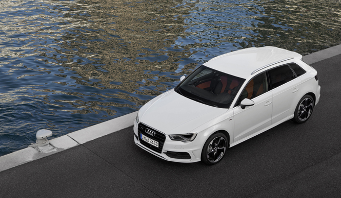 Audi A3 / Audi S3購入予定者に30万円をサポート｜Audi  ギャラリー