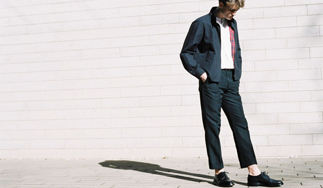 大人の黒をエレガントに着こなす春「THE POWER OF BLACK」｜MARGARET HOWELL ギャラリー