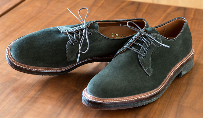 「Alden」の新色“ハンターグリーン”を纏ったプレーントゥ登場｜LAKOTA ギャラリー