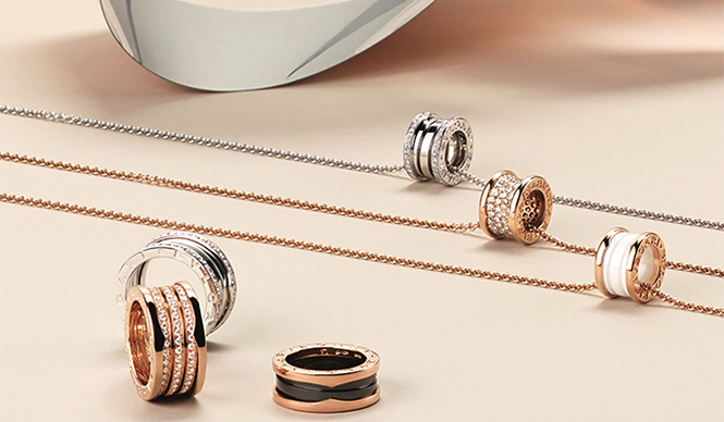パヴェダイヤが輝くブルガリのアイコンコレクション「B.zero1」に新作登場｜BVLGARI ギャラリー