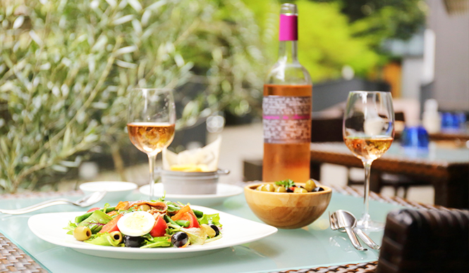 EAT｜南仏の風を感じるカフェビストロ「カフェ ニース・マタン」が原宿に ギャラリー