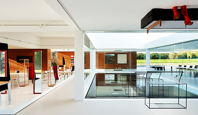 From the 1930s to the present, the history of Molteni｜MOLTENI&C TOKYO GALLERY