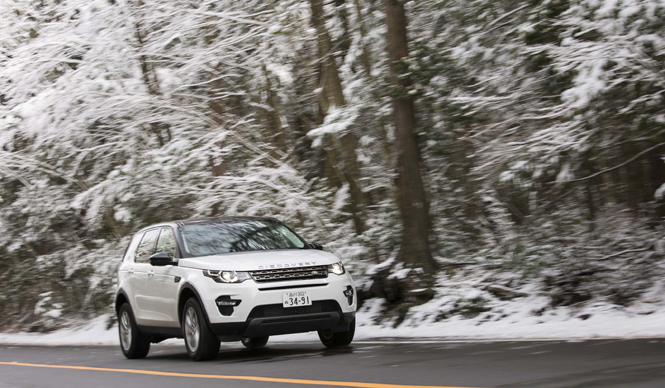 7人乗りも選べるプレミアムSUV、ディスカバリー スポーツに試乗|Land Rover ギャラリー
