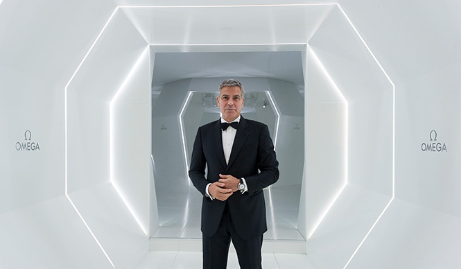 オメガ｜スピードマスターの歴史をジョージ・クルーニーらが祝福｜OMEGA ギャラリー