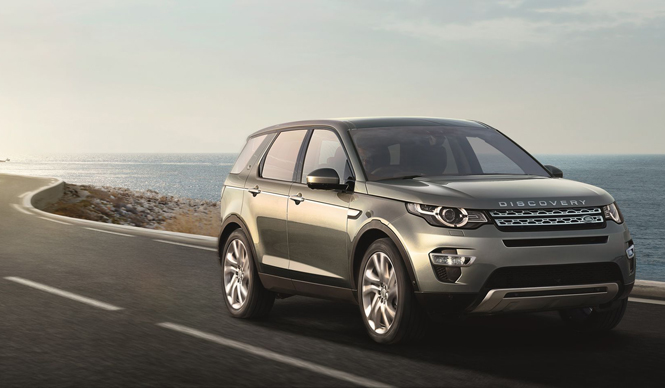 ジャガーとランドローバー、仮想試乗体験システム「バーチャル ドライブ」を導入｜Jaguar Land Rover ギャラリー