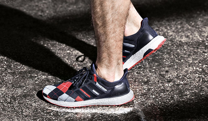 クリス・ヴァン・アッシュがデザインした「ultra boost collective」の第3弾が発売｜adidas ギャラリー