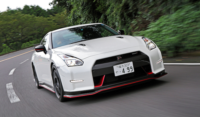 試乗、日産GT-R NISMO｜Nissan ギャラリー