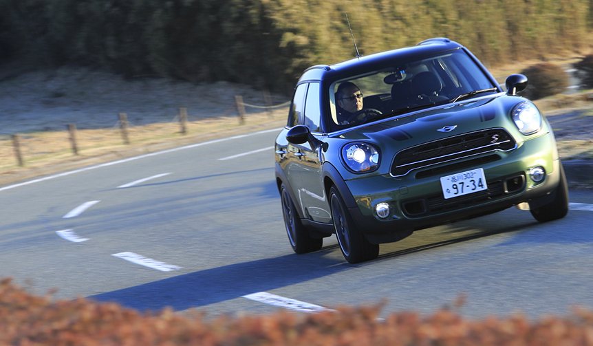 ミニ クーパーSDクロスオーバーに試乗する｜Mini ギャラリー