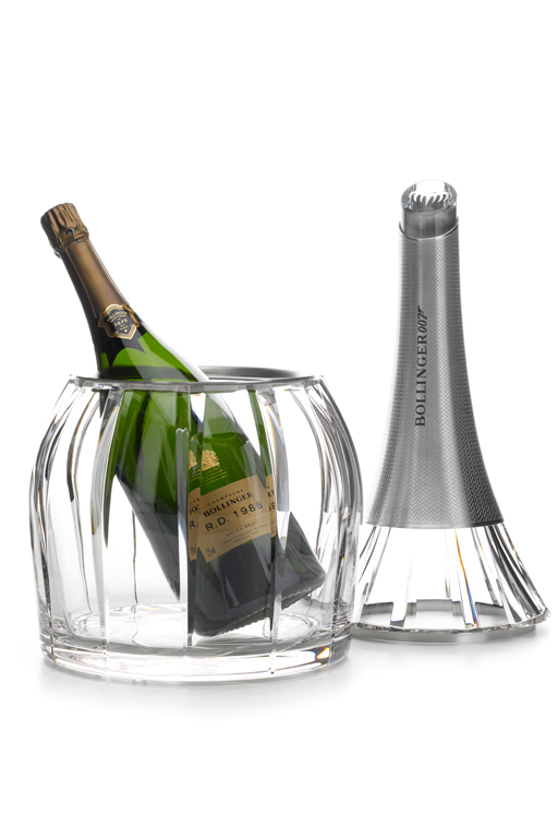 『007』シリーズ最新作とボランジェがコラボレーション｜Bollinger ギャラリー