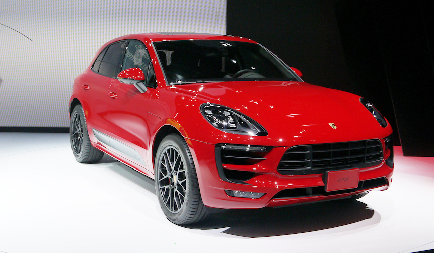 ポルシェ、マカンGTSと911カレラ4を公開｜Porsche
