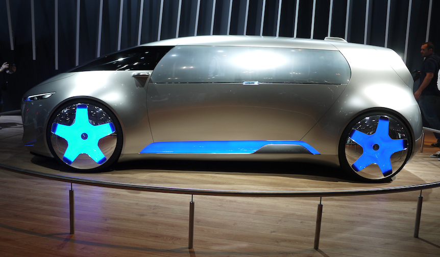 未来の東京をイメージしてつくられたコンセプト｜Mercedes-Benz