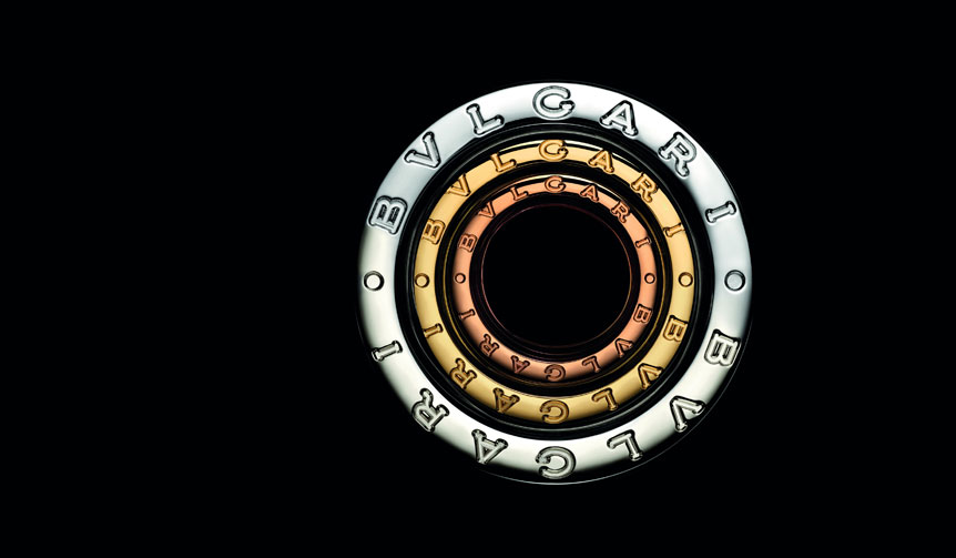 ブルガリ「ビー・ゼロワン」の抗えない美しさ｜BVLGARI ギャラリー