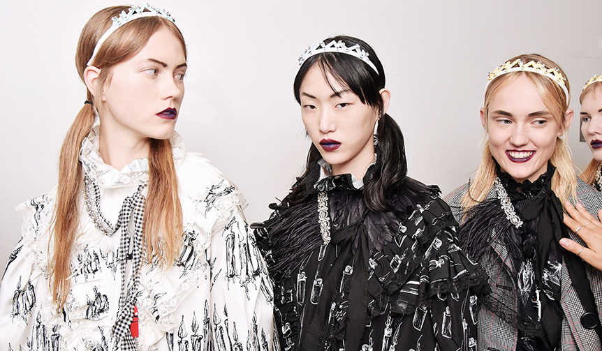 ミュウミュウ ポップアップストア、伊勢丹新宿店にオープン｜MIUMIU ギャラリー