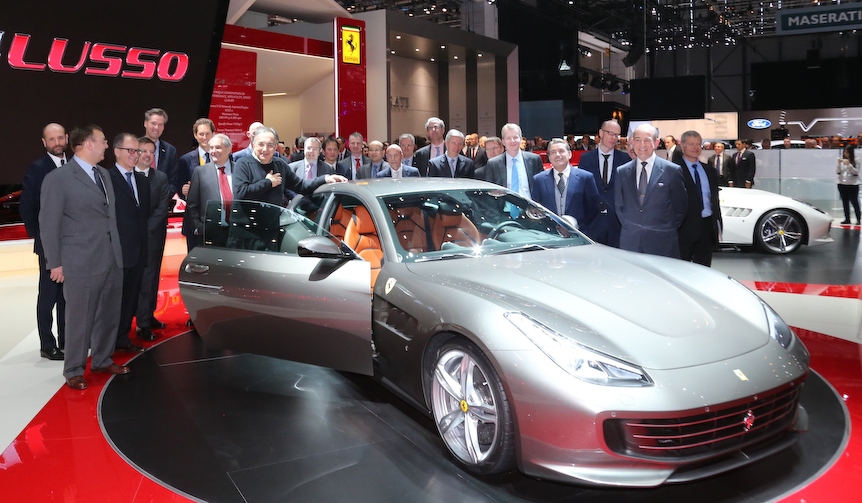 フェラーリ「GTC4ルッソ」を発表｜Ferrari ギャラリー