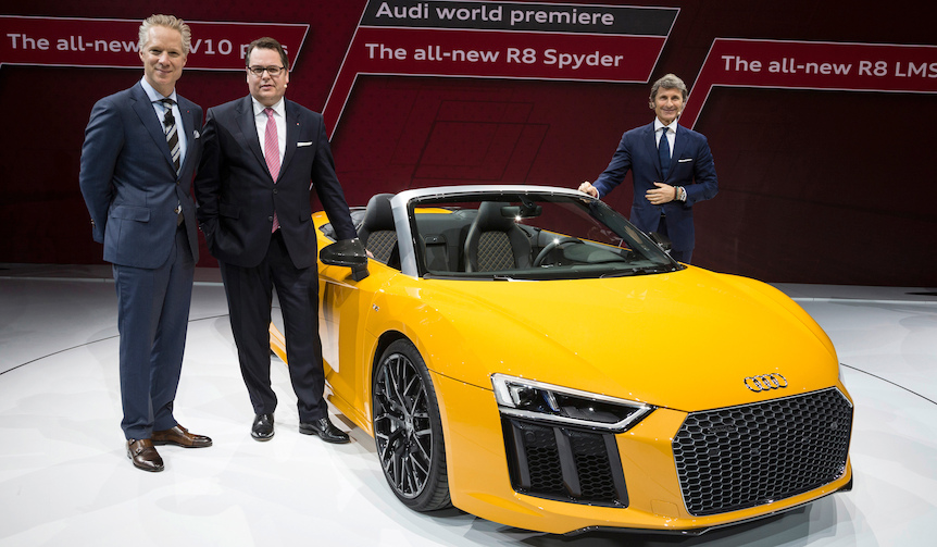 アウディ「R8スパイダー」登場｜Audi ギャラリー