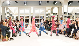 シャネル 2016-17年 秋冬 ウィメンズ プレタポルテコレクション（1）｜CHANEL