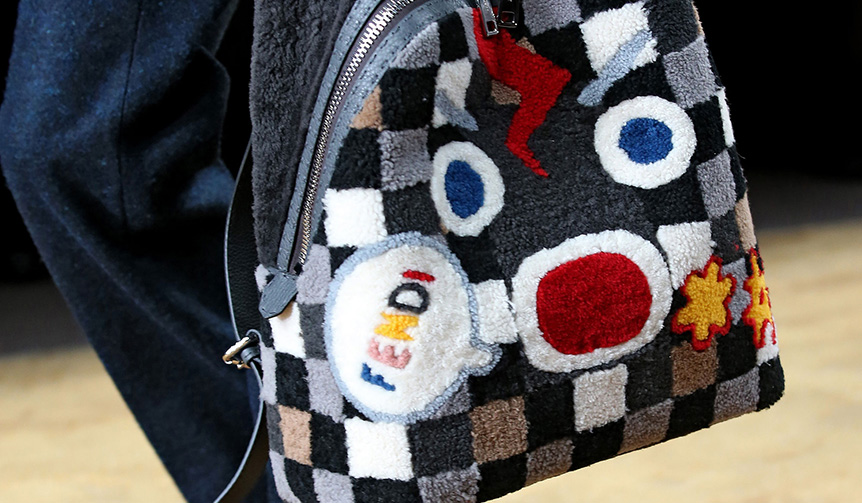 モンスターモチーフがユニークな「フェンディ フェイス」｜FENDI ギャラリー